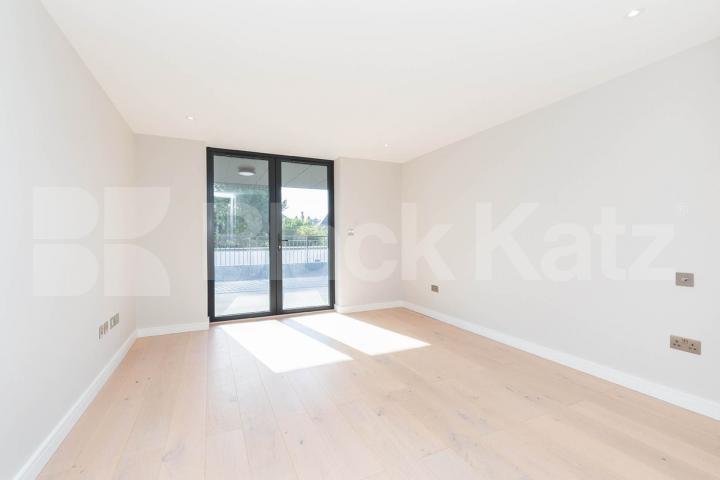 1315sqft 3 bed 3 bath apartment with a huge private roof terrace  Tottenham Lane, Crouch End